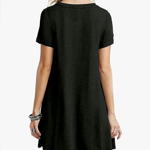 Black dress - Picture 2 of 2